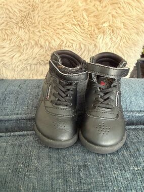 Reebok Kids Black High-Top Sneakers with Hook-and-Loop Strap